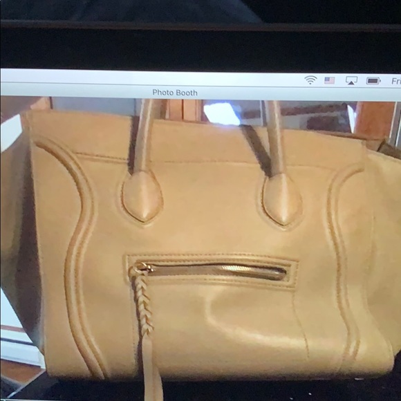 Large Celine phantom with braided zipper. - Picture 4 of 7